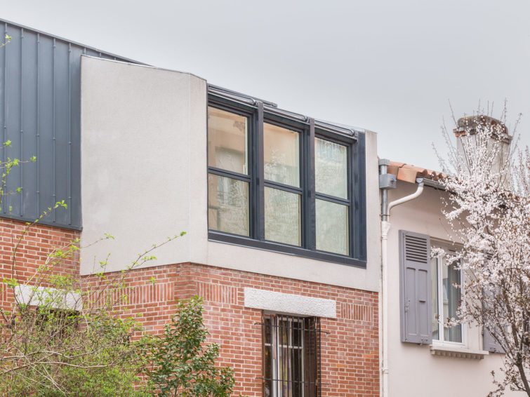 Le2bis-Agence d'architecture toulouse-Surélévation contemporaine minimaliste Maison Toulouse-Détail verrière-Bow windows